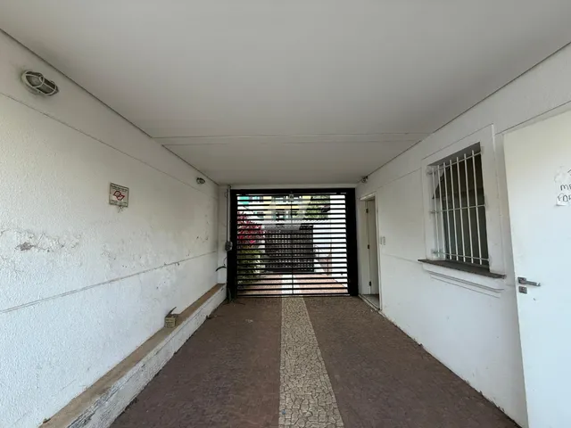 Imagem 2: Casa Comercial para Locação no Centro de Piracicaba-Sp: 4 Salas, 3 Banheiros, 24 Vagas - 323,04M² de Área!