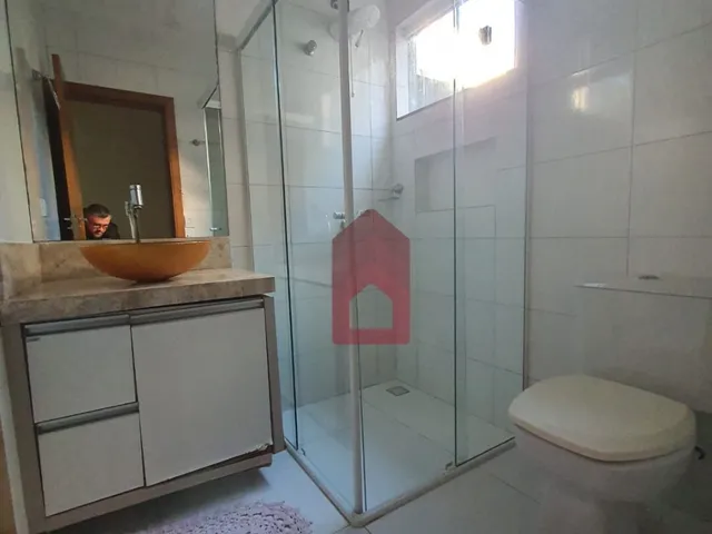 Imagem 2: Casa mobiliada Casa com 4 dormitórios