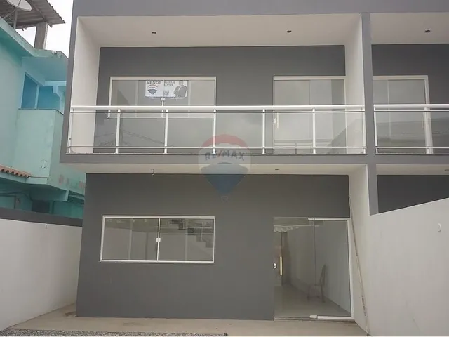Imagem: A casa possui 2 Dormitórios, 2 Suítes, 2 Banheiros, 5
