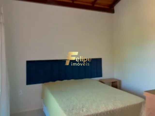 Imagem 2: BELÍSSIMA CASA COM 03 QUARTOS, SENDO 01 SUÍTE MÁSTER, À VENDA EM CONDOMÍNIO FECHADO