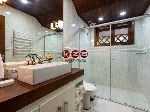 Imagem 12: Imperdível: Casa de luxo à venda em Campos do Jordão-SP, bairro Manancial, 5 quartos