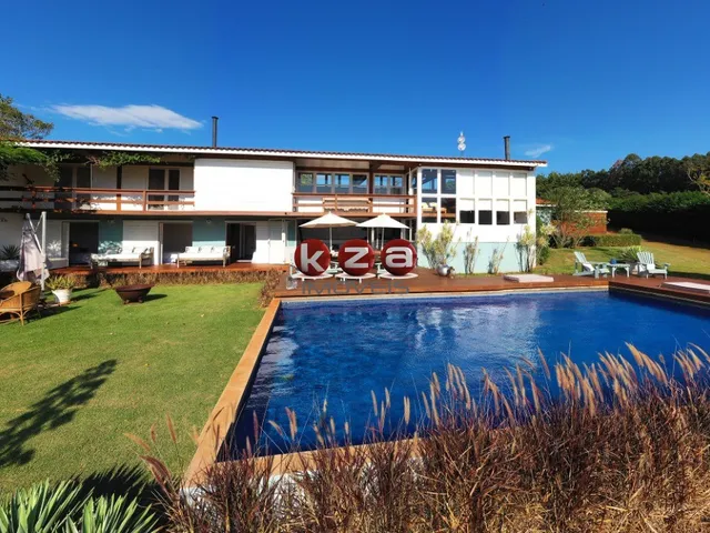 Imagem: Imóvel de Luxo com 4 Suítes e 10 Vagas