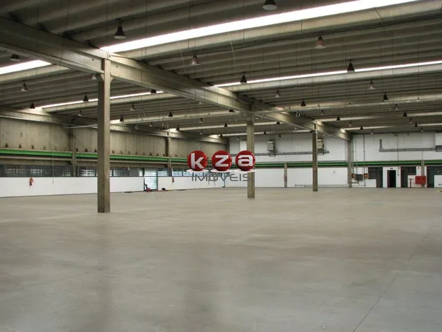 Imagem 8: Galpão Industrial de 4.771 m² para Venda ou Locação em Campinas-SP, Bairro Real Parque