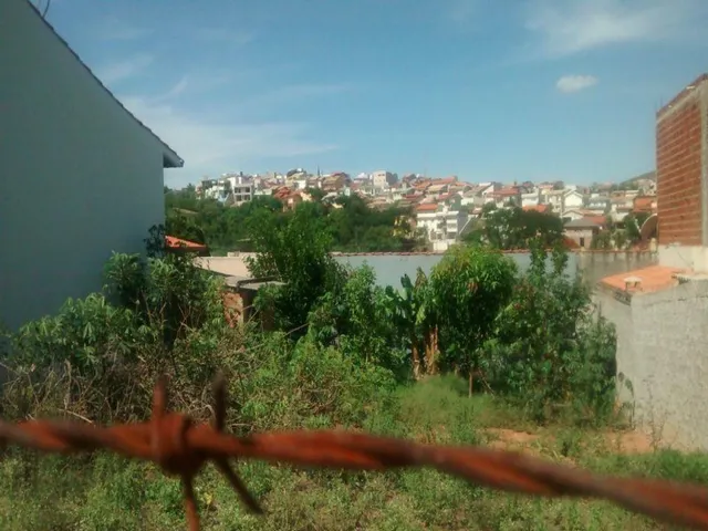 Imagem: Terreno à venda em Valinhos-SP, Jardim
