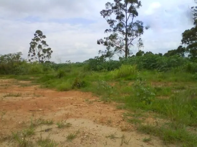 Imagem 2: Terreno Industrial de 4.103 M² À Venda em Valinhos-Sp, no Bairro Vale Verde: Oportunidade Imperdível!