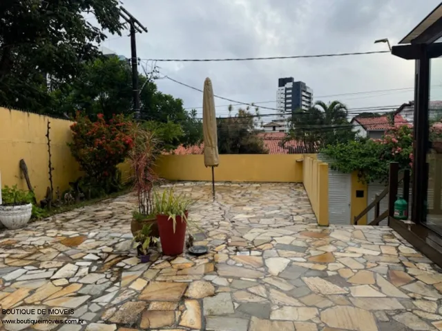 Imagem 2: Casa comercial à venda na Pituba, Salvador-BA: 4 quartos, 2 suítes, 1 sala, 4