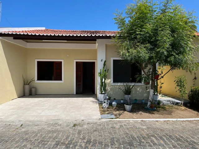 Imagem: A casa em condomínio possui 3 Dormitórios, 1 Banheiro, 2