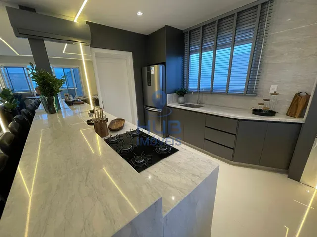 Imagem 9: Cobertura com 3 dormitórios à venda sendo 3 suítes, 240.0 m² por - R$ 7.900.000,00