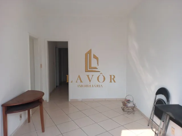 Imagem 3: Apartamento, 2 quartos, dependência, garagem, silencioso, comercio e condução