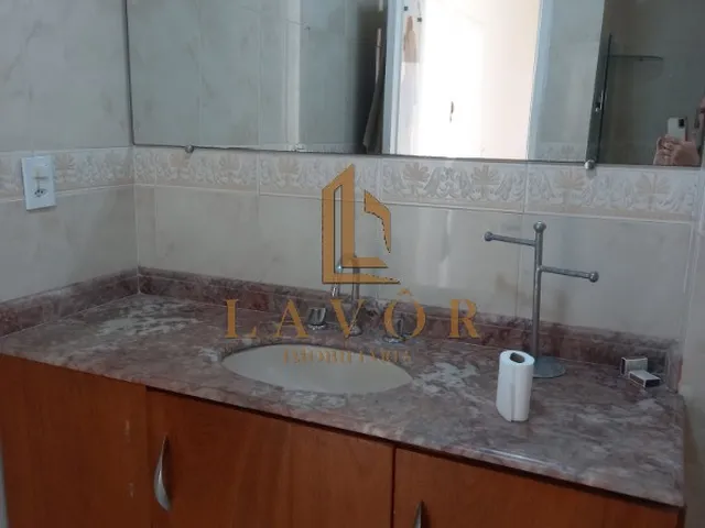 Imagem 11: Apartamento, 2 quartos, dependência, garagem, silencioso, comercio e condução
