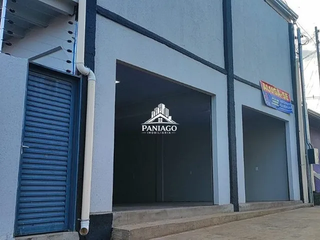Imagem: O depósito possui 2 Dormitórios, 3 Banheiros, 352m² de