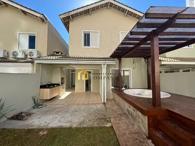 Imagem: A casa em condomínio possui 3 Dormitórios, 1 Suíte, 2