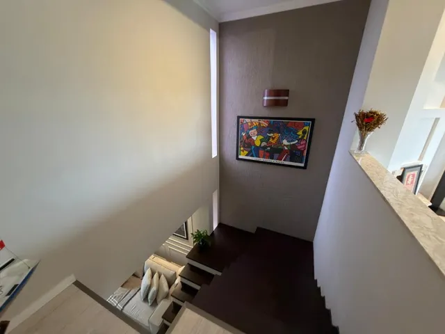 Imagem 11: Casa à Venda em Joinville-SC, Bairro Bom Retiro: 3 Quartos, 1 Suíte, 2 Salas, 3