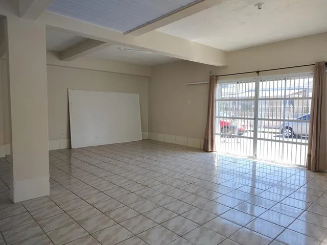 Imagem 6: Aluguel de Sala Comercial com Cozinha em Tiroleza, Tramandaí