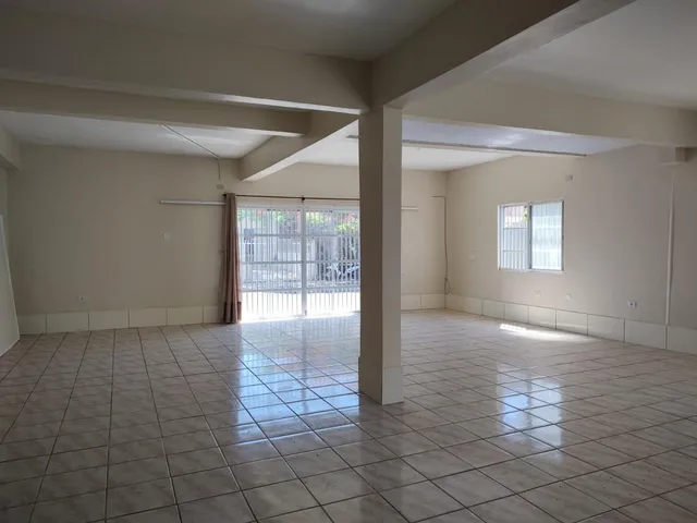 Imagem 8: Aluguel de Sala Comercial com Cozinha em Tiroleza, Tramandaí