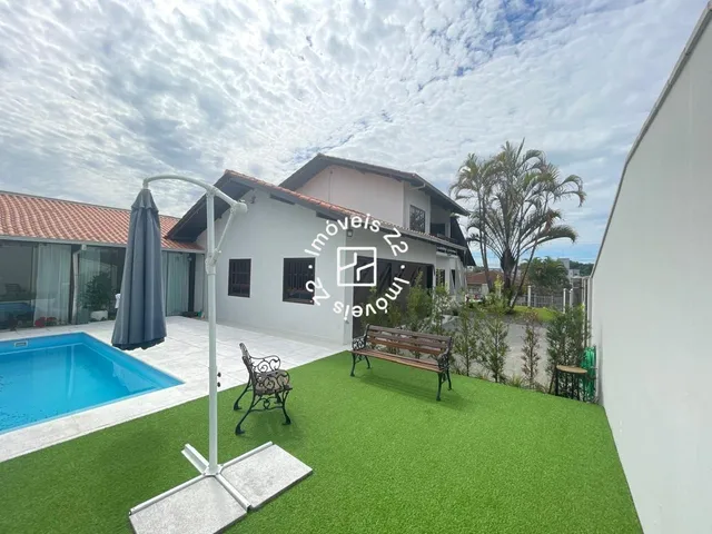 Imagem 2: Casa Alto Padrão a Venda no Bairro Vila Nova