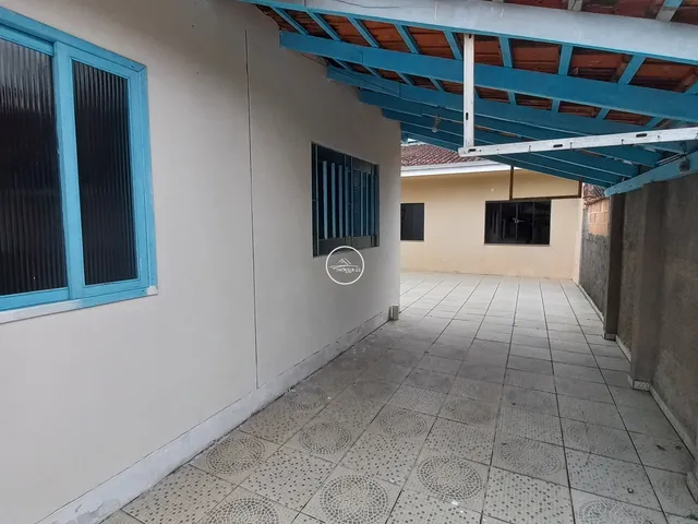 Imagem 12: CASA COM EDICULA