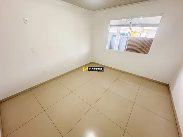 Imagem 2: Casa de 70m² com 3 Quartos para alugar no Jardim Iririú
