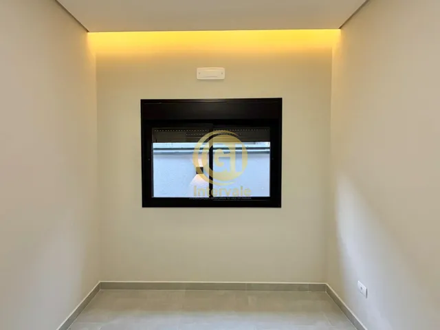 Imagem 8: Casa de Luxo em Condomínio: 3 Quartos, 1 Suíte, Área Gourmet e muito mais em Jardim
