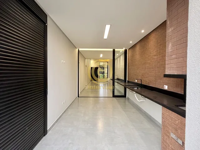 Imagem 12: Casa de Luxo em Condomínio: 3 Quartos, 1 Suíte, Área Gourmet e muito mais em Jardim