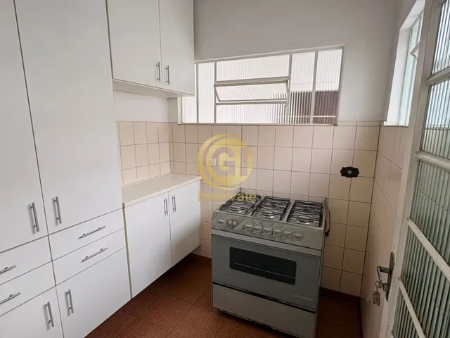 Imagem 2: Excelente Oportunidade no Centro de Jacareí: 2 Casas no Mesmo Terreno!