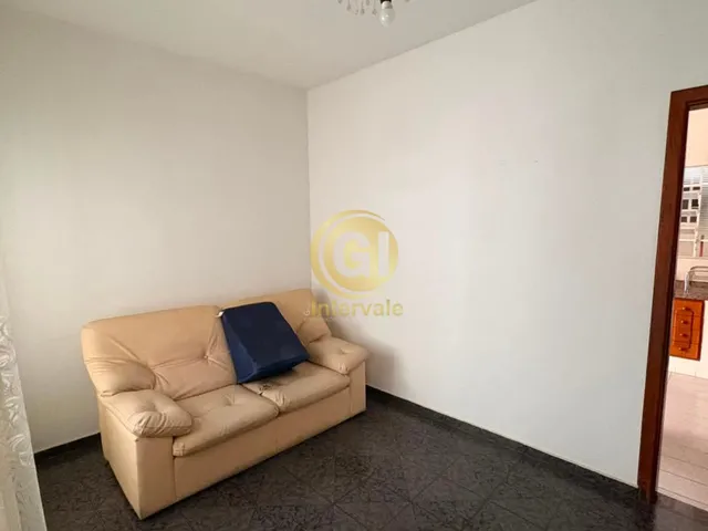 Imagem 6: Excelente Oportunidade no Centro de Jacareí: 2 Casas no Mesmo Terreno!