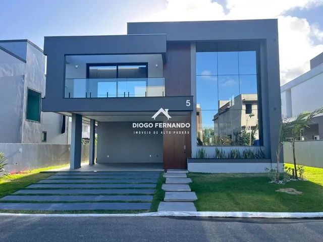 Imagem: A casa possui 4 Dormitórios, 4 Suítes, 5 Banheiros, 4 Vagas