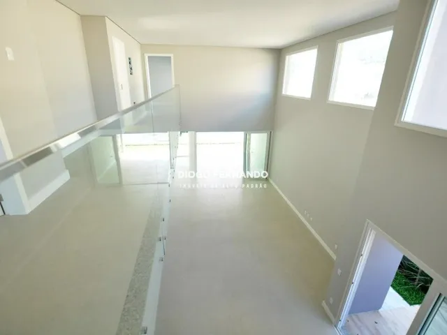 Imagem 10: Casa de Alto Padrão em Condomínio Exclusivo na Lagoa da Conceição