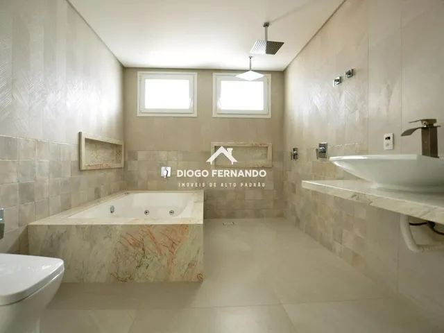 Imagem 16: Casa de Alto Padrão em Condomínio Exclusivo na Lagoa da Conceição