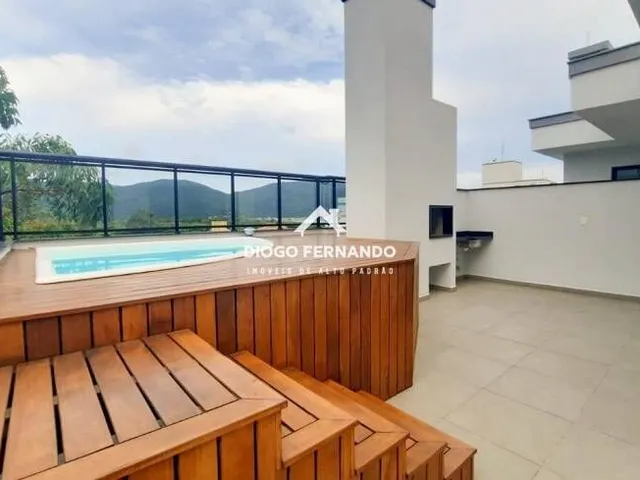 Imagem: A casa possui 2 Dormitórios, 1 Suíte, 2 Banheiros, 2 Vagas