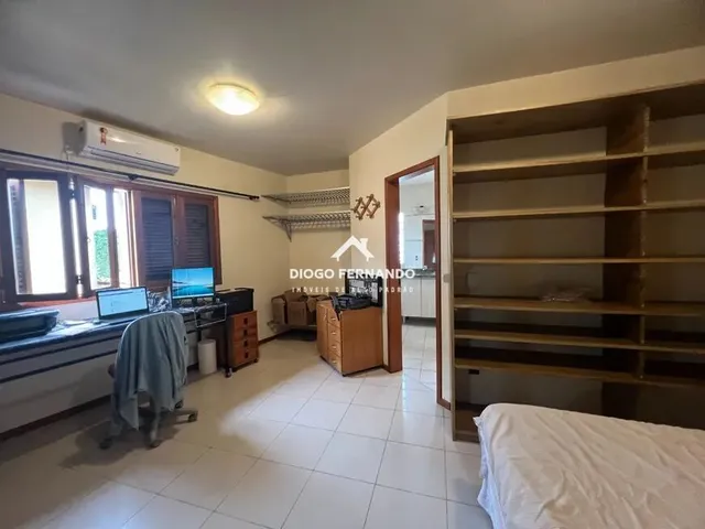 Imagem 8: Casa com 4 Dormitórios e Edícula no Campeche