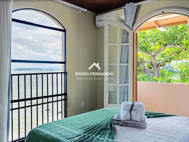 Imagem 7: Casa Frente Mar de 6 suítes no Sambaqui