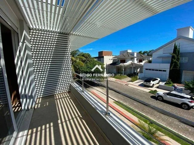 Imagem 15: Casa À Venda em Jurerê Internacional com 400 M², Piscina e 3 Suítes