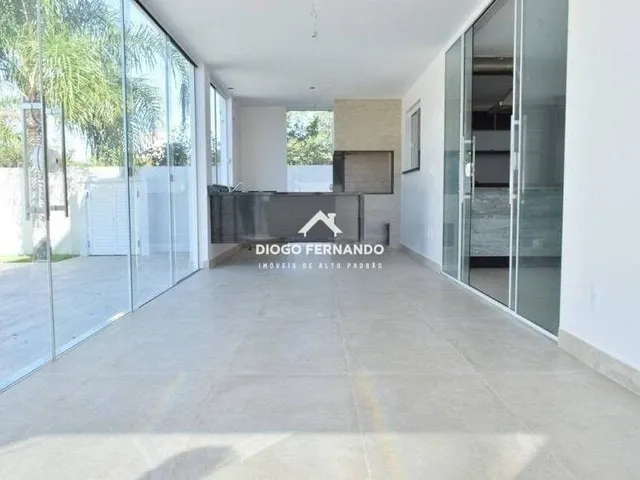 Imagem 9: Casa À Venda em Jurerê Internacional com 400 M², Piscina e 3 Suítes