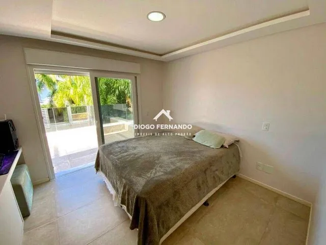 Imagem 7: Casa À Venda em Jurerê Internacional com 400 M², Piscina e 3 Suítes