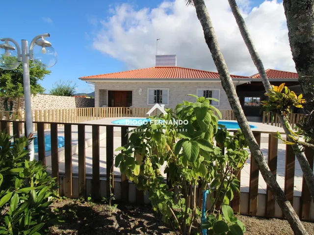 Imagem: Casa de 4 dormitórios no Campeche