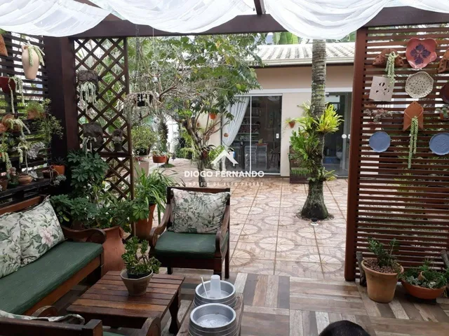 Imagem 3: Casa com 5 suítes a venda no Residencial Flamboyant