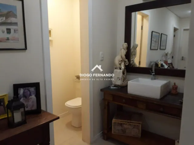 Imagem 2: Casa com 5 suítes a venda no Residencial Flamboyant