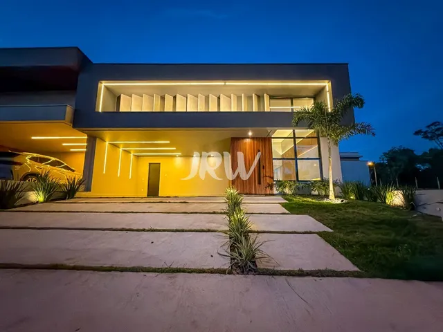 Imagem: A casa em condomínio possui 3 Dormitórios, 3 Suítes, 5