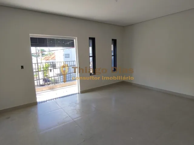 Imagem: Salão comercial com apartamento residencial