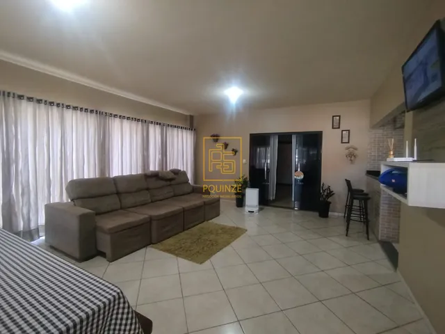Imagem 2: Casa com piscina e área de festas em Rio dos Cedros