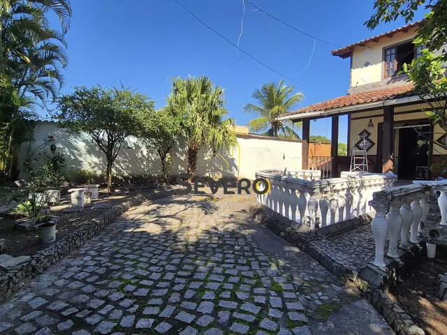 Imagem 8: Residência Multifuncional com Amplo Terreno e Estrutura Completa para Moradia, Eventos e