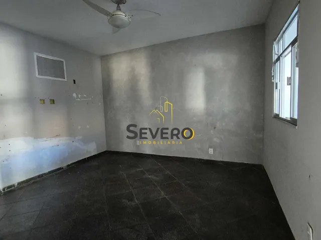 Imagem 6: Residência Multifuncional com Amplo Terreno e Estrutura Completa para Moradia, Eventos e