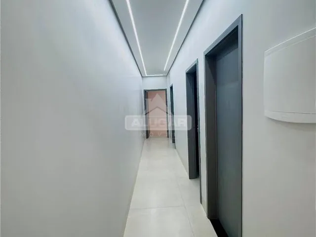 Imagem 12: Casa - Alto padrão, fachada imponente com pé-direito duplo - 505 Sul