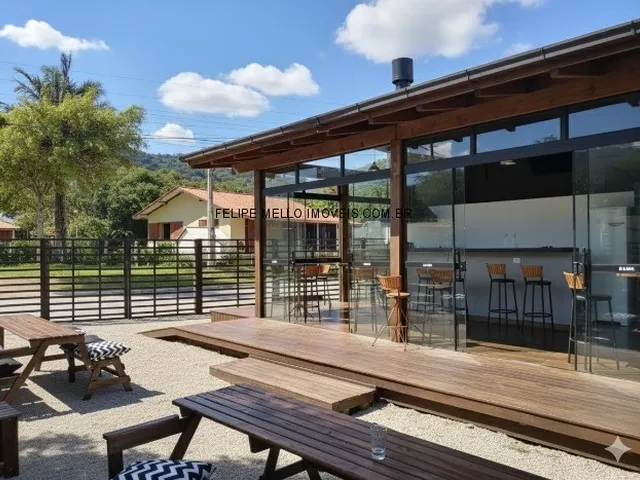 Imagem 4: Excelente oportunidade: Ponto comercial à venda em Garopaba-SC, bairro Encantada, com