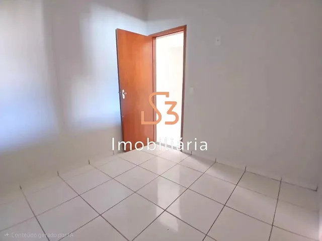 Imagem 16: Alugue agora essa incrível casa de 3 quartos no bairro São Jorge, Uberlândia-MG!