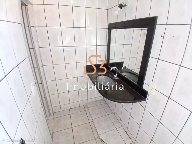 Imagem 9: Alugue agora essa incrível casa de 3 quartos no bairro São Jorge, Uberlândia-MG!