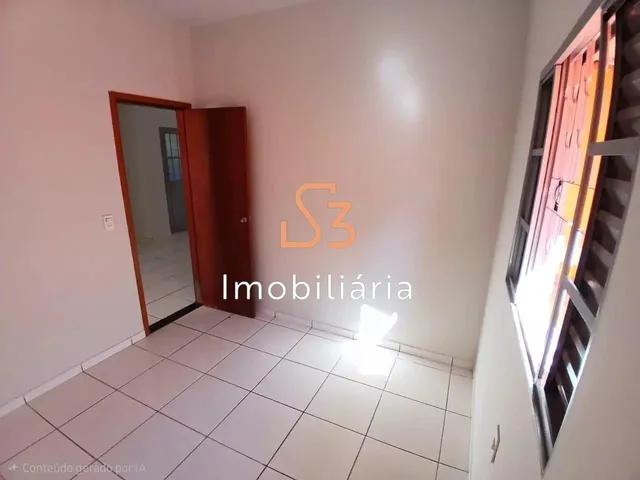 Imagem 3: Alugue agora essa incrível casa de 3 quartos no bairro São Jorge, Uberlândia-MG!