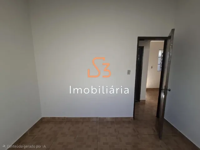 Imagem 12: Casa para locação em Uberlândia-MG, bairro Granada: 3 quartos, 1 sala, 1 banheiro, 2