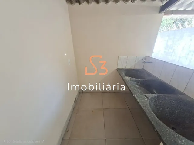 Imagem 15: Casa para locação em Uberlândia-MG, bairro Granada: 3 quartos, 1 sala, 1 banheiro, 2